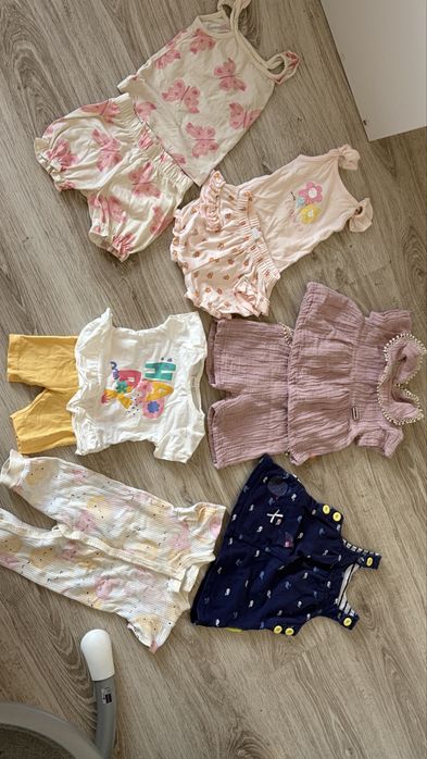 Продам детские вещи