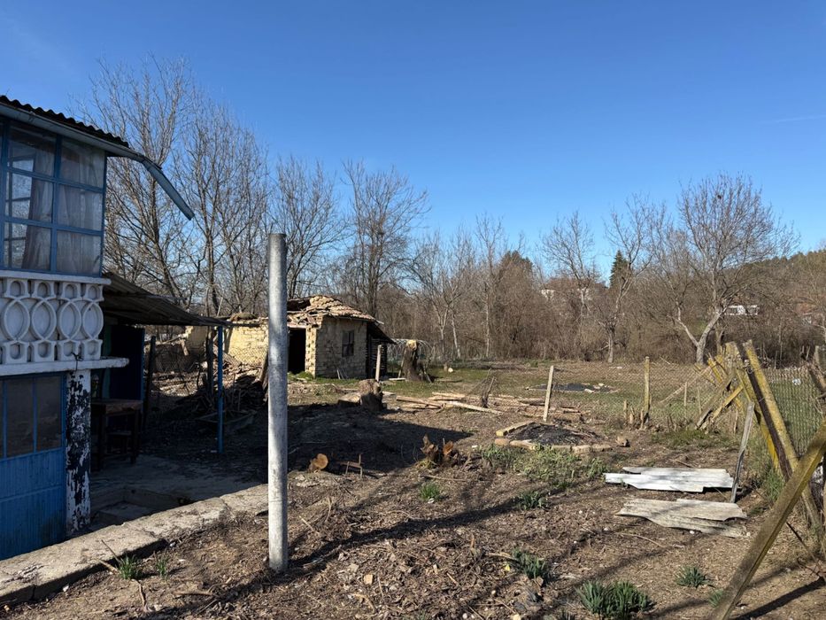 Продава се къща във с. Добри Дял, обл. Велико Търново