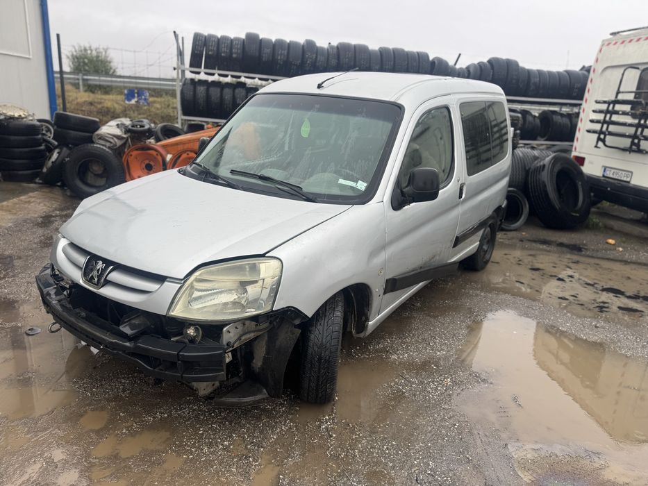 Peugeot partner 1.9d /пежо партнер 1.9д на части