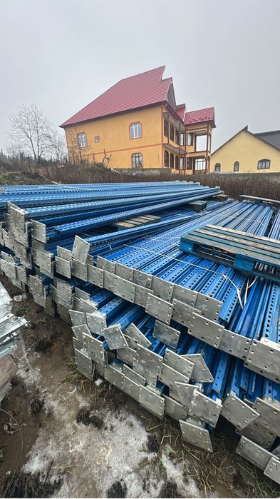 Rafturi metalice in stoc 4500 kg pe nivel