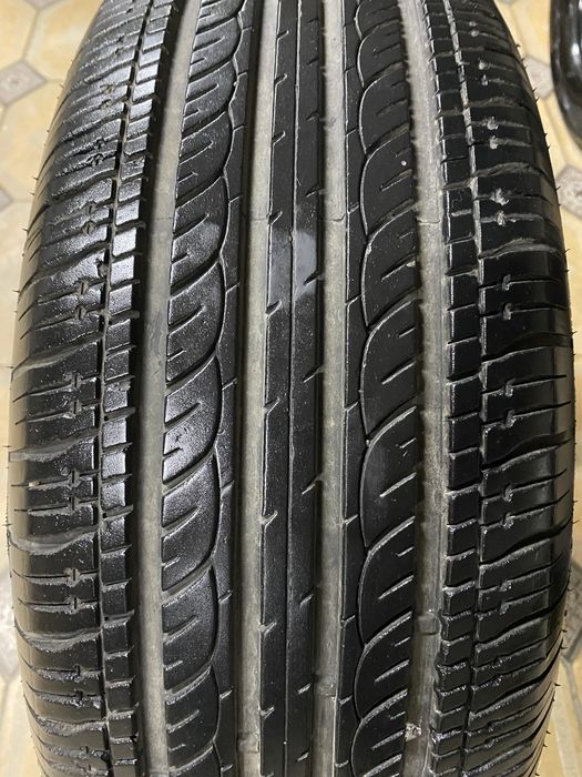 Kapsen 215/60/R16