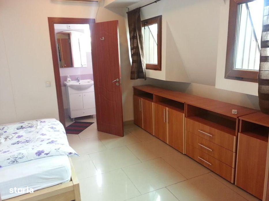 Universitate! Hotel 3 stele S+P+5E+M.