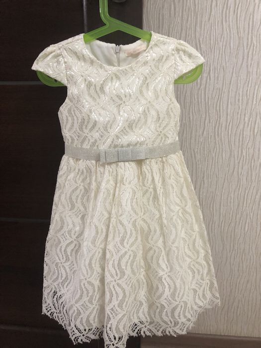 Продам комплект (пальто и платье)