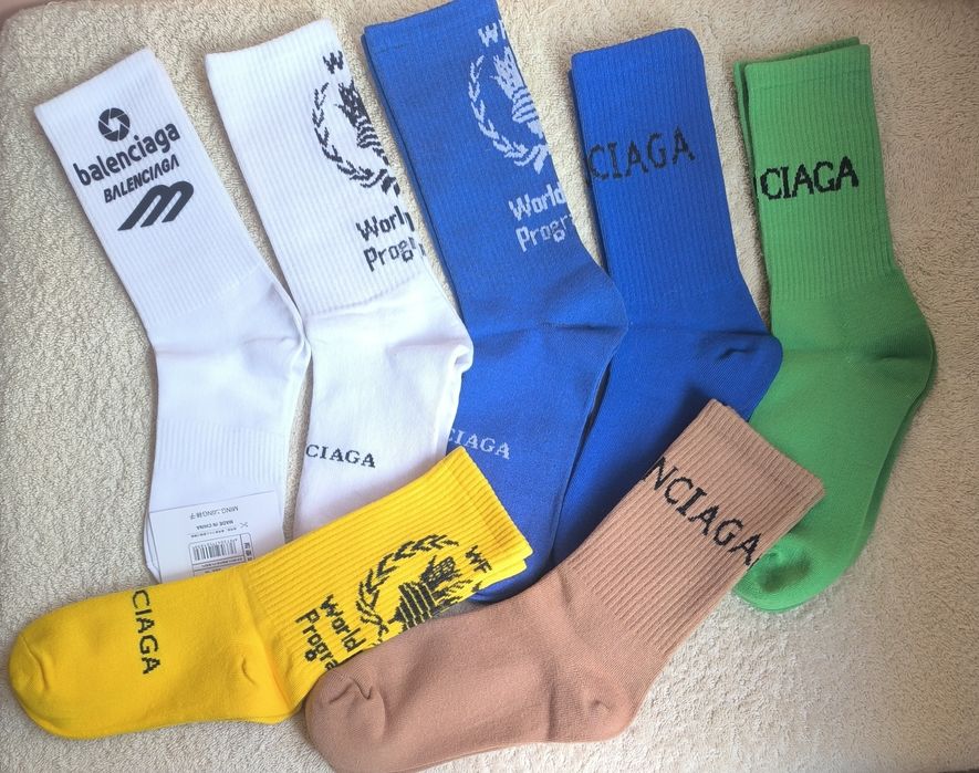 Дамски чорапи различни цветове