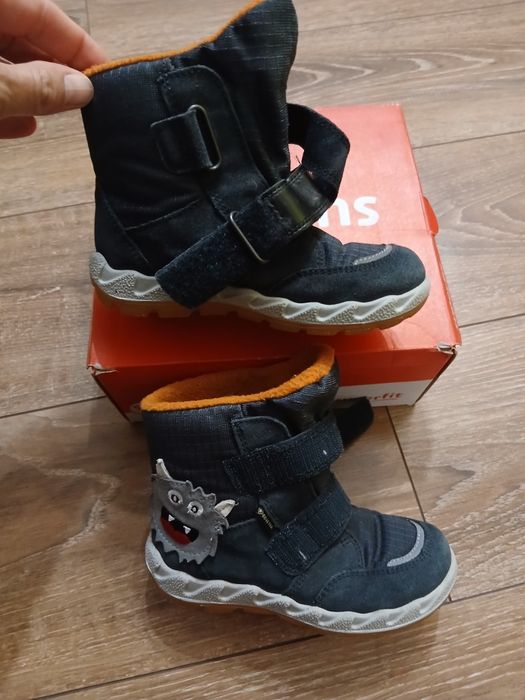 Детски сиви боти Gore-tex Superfit