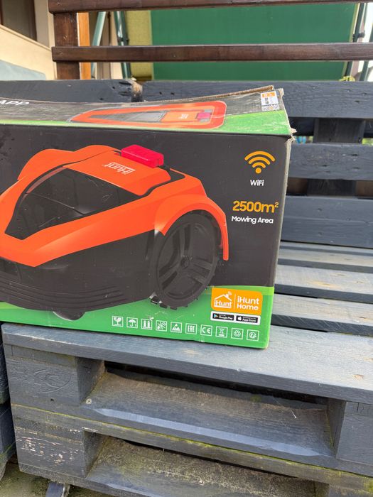 Robot tuns gazon ihunt