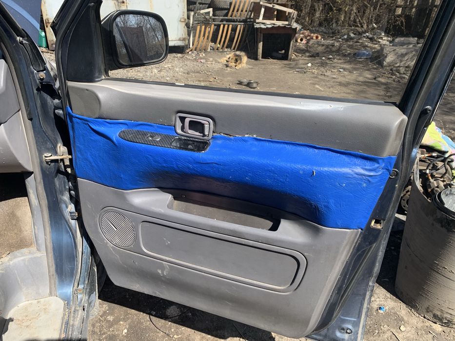 Продаю ниссан серена