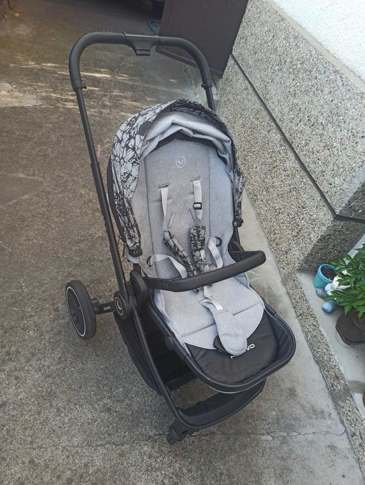 Бебешка, детска количка MUUVO QUICK