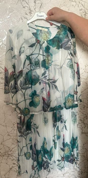 Продам платья Турция