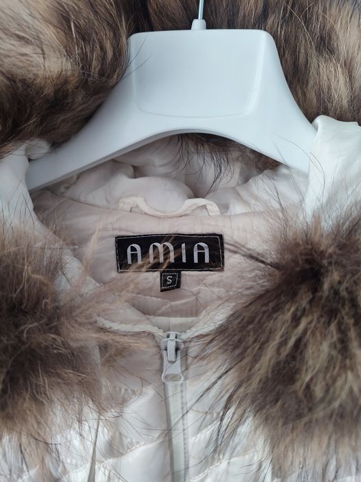 Дамско яке AMIA с естествен пух