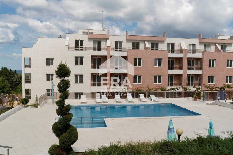 Продава се Едностаен апартамент в Бяла - 37 кв.м за 1106 €/кв.м - Снимка #2