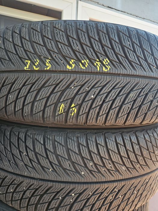 Гуми 225/60/18 Рънфлет
