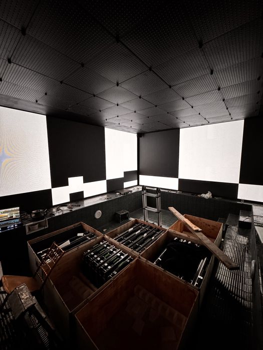 Montaj Ecrane LED, Lumini, Scene & Sunet (PRO) ,Configurare si Operare