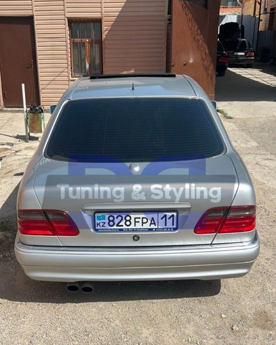 Задний бампер Мерседес w210 Пердний Бампер