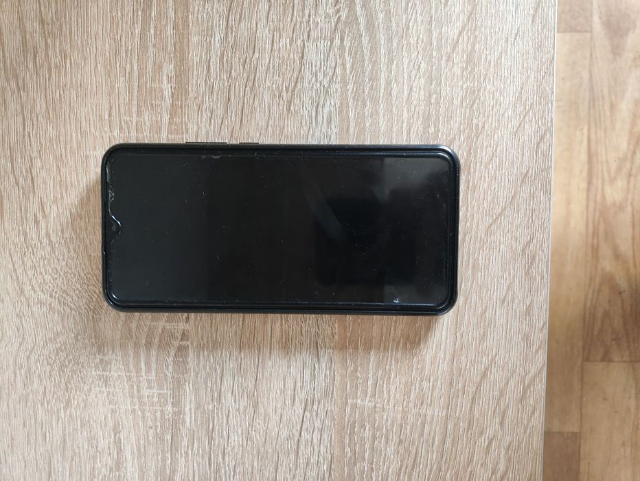 Продам  телефон Redmi 9