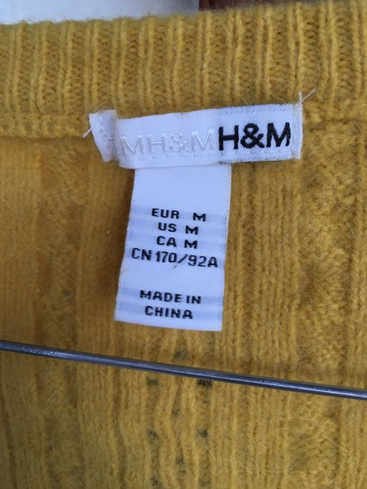 Дамска  кроп жилетка ангора 50% в цвят горчица