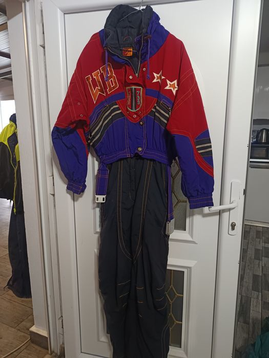 Geci ,pantaloni ,combinezoane zăpadă pentru adulți și copii