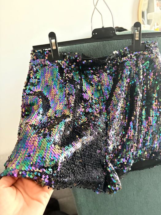 Pantaloni scurți paiete S