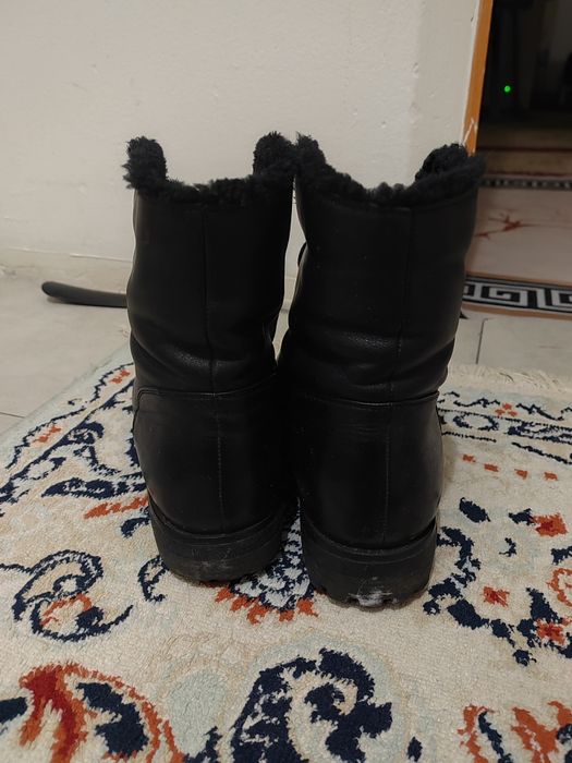 Продам зимнюю обувь