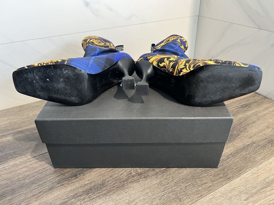 Боти на Versace Jeans Couture