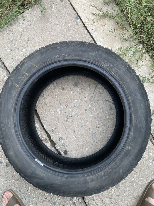 Шины Pirelli зимние.
