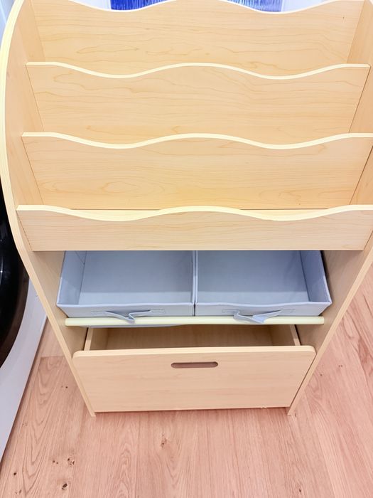 Детски шкаф за съхранение на играчки и книжки