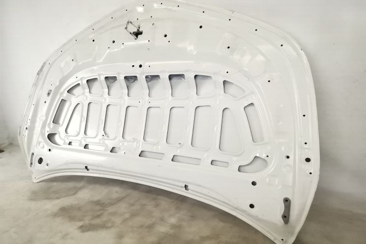 Оригинален преден капак в добро състояние / Toyota Corolla E210 [ , ,