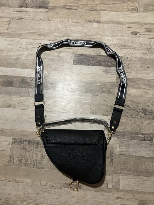 Чанта на Dior