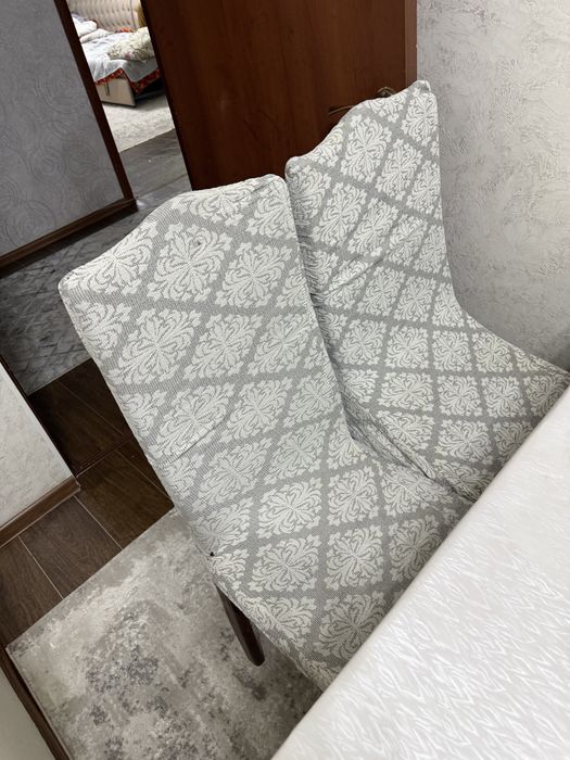 Стол стулямен сатылады