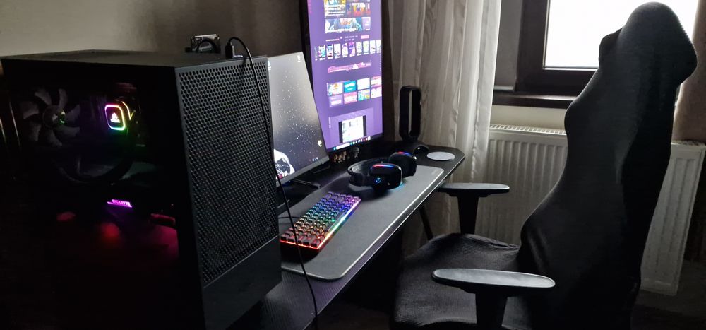 Vând pc gaming complet