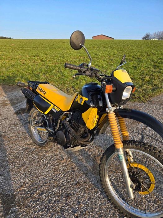 Motocicletă Yamaha XT 350 cu doar 7.000km , Adus Recent din Austria
