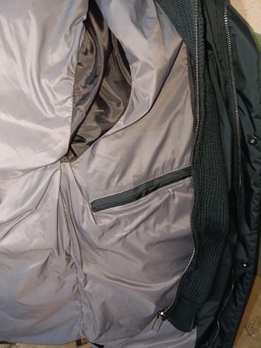 Продам зимнюю куртку