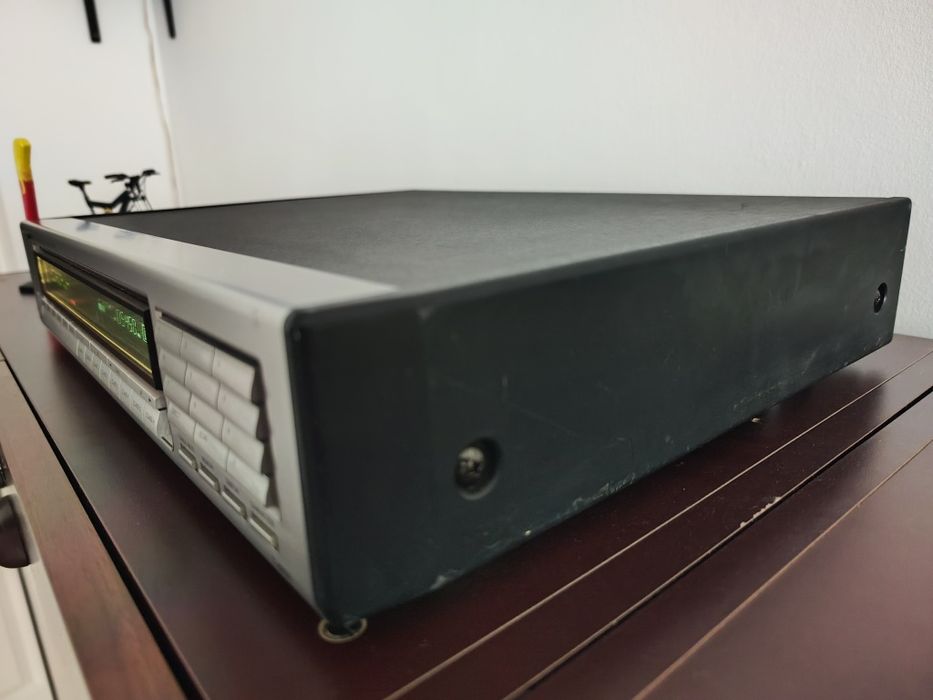 Tuner Onkyo Integra T-4850