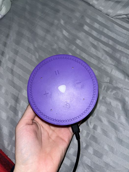 Продам колонку алису