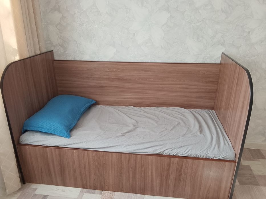 Продам кровать  подростковый
