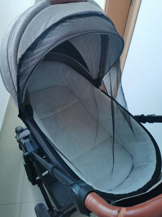 Продавам детска количка Kinderkraft Prime 3v1