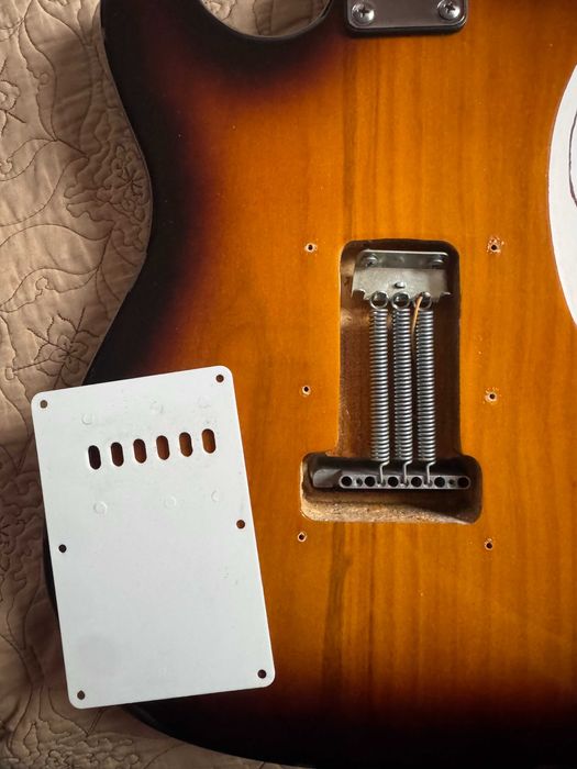 Vand Chitara Electrica Jackson sau Harley Benton + Amplif Ibanez