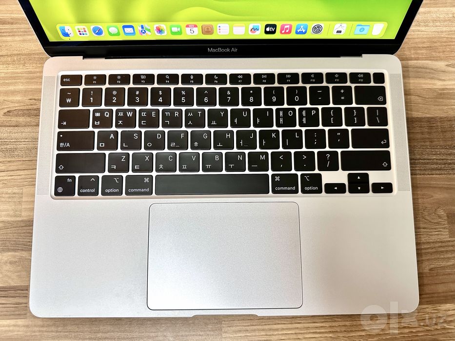 MacBook Air M1 (Silver) 8/256- Макбук - Ноутбук