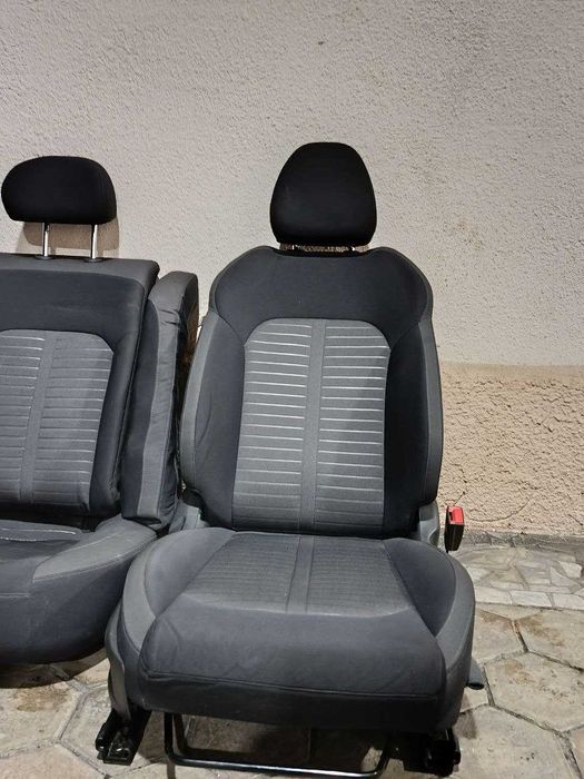 Сиденья Автомобиля KIA K5 не кожа