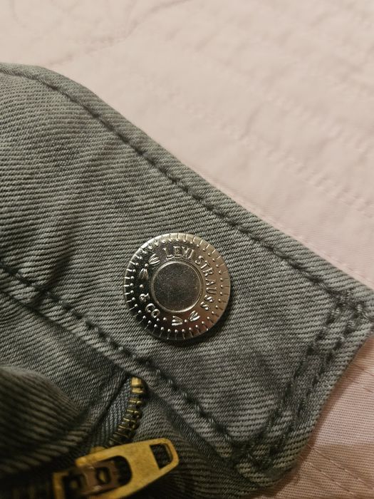 Джинсы оригинал серые