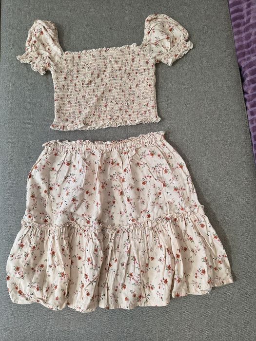 Compleu top cu fusta Cropp