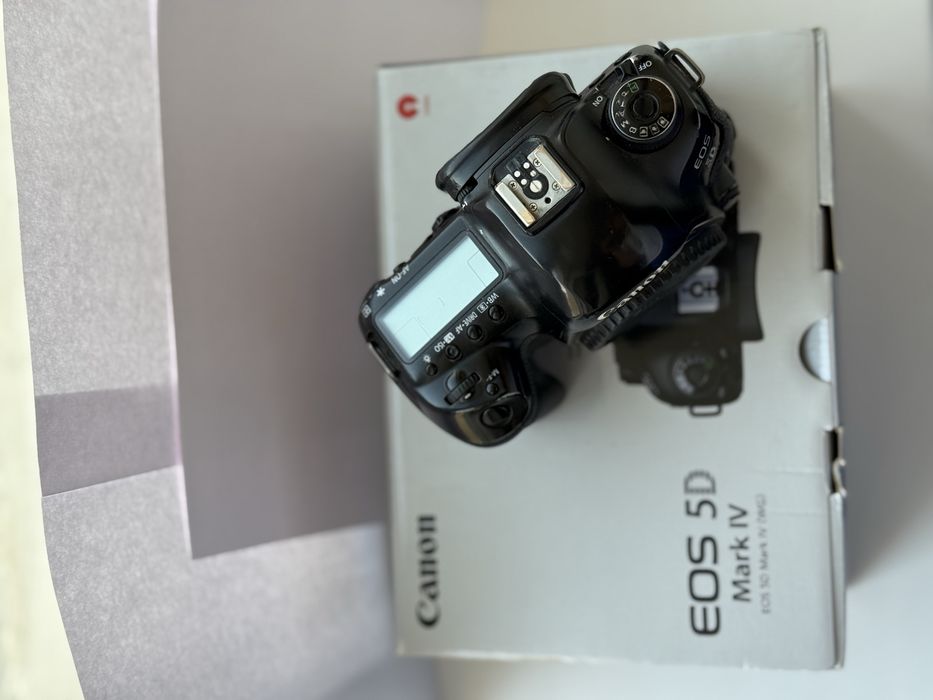 Canon Mark 4              .