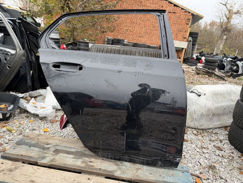 Врата VW Golf 8