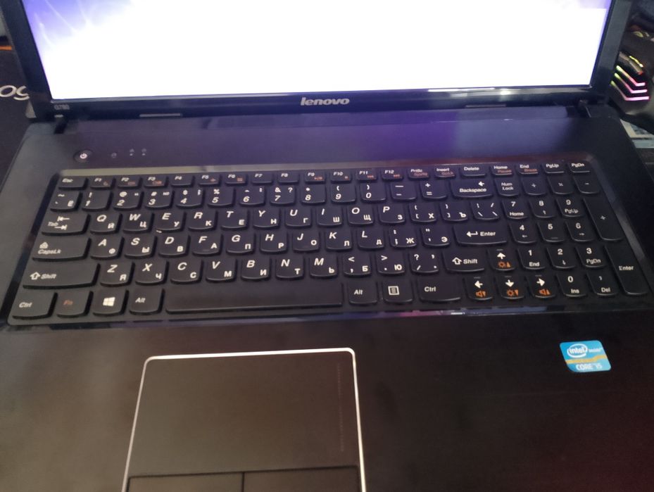 Продам ноутбук LENOVO G780