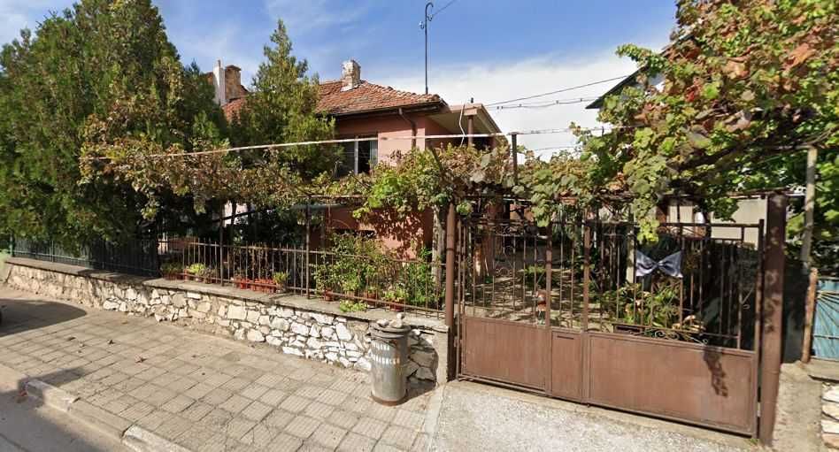 Къща в град Стамболийски