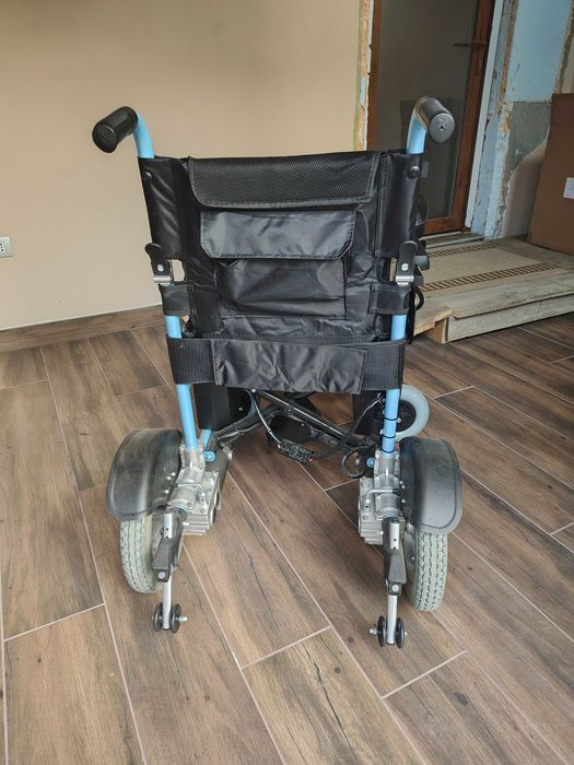 Căruț electric pentru disabili