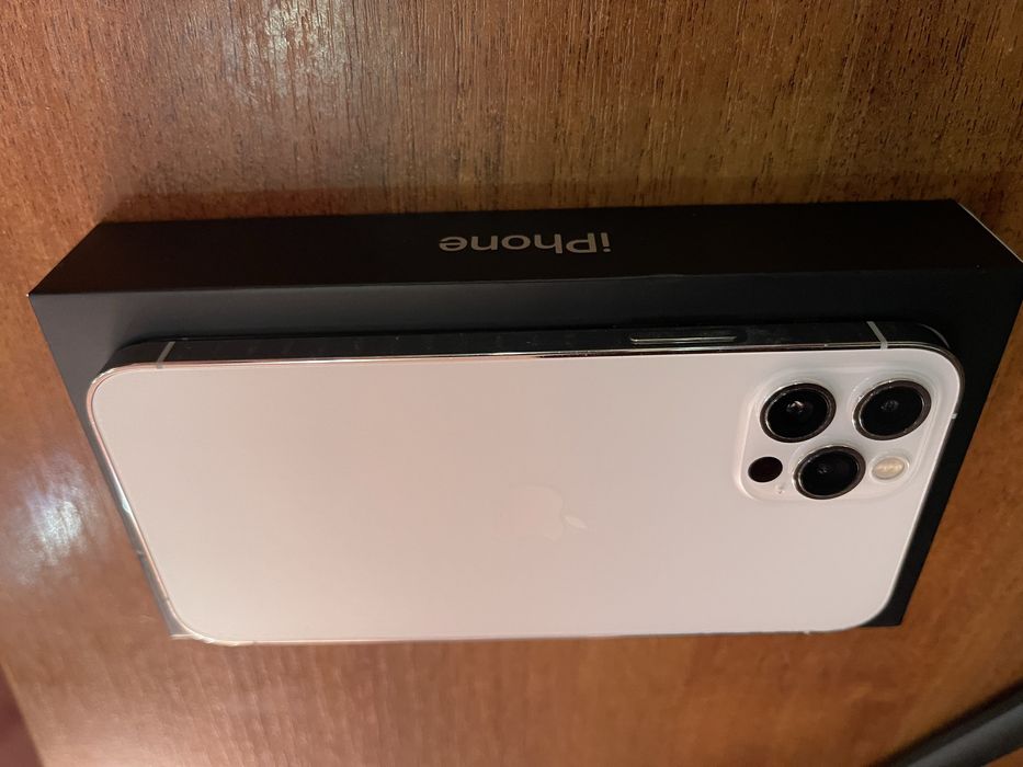Iphone 12 Pro 256g в отличном состоянии!