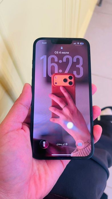 iphone 13 128гв  продаються