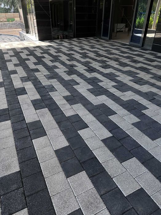 Продаем брусчатку, тротуарную плитку. Бордюры. Водостоки