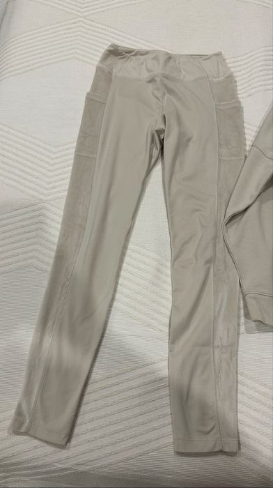 Спортен комплект на Pink by Victoria Secret